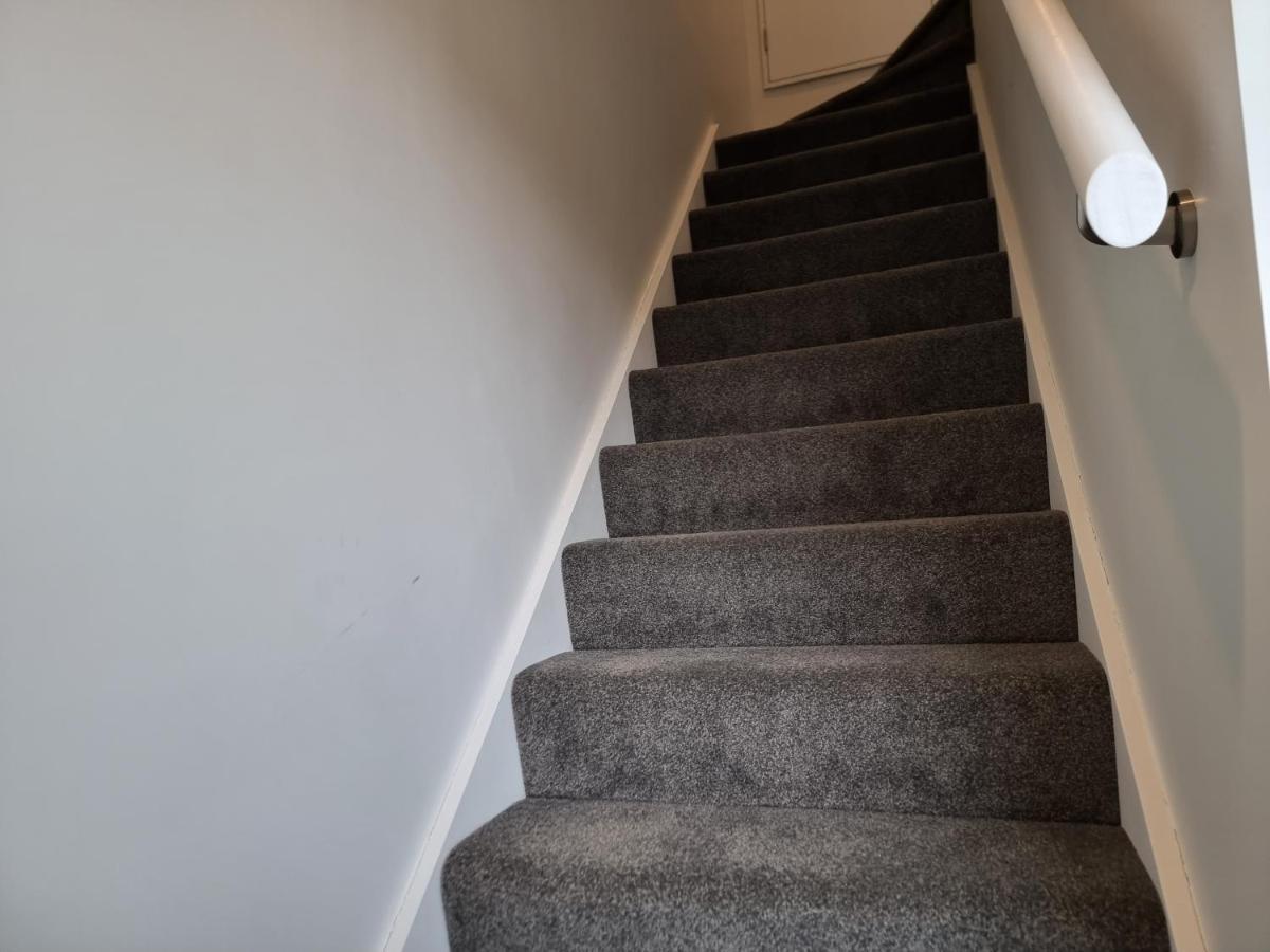 فيلا Addington Townhouse With Carpark 8Mins Walk To Hagley Park South كريستتشيرش المظهر الخارجي الصورة