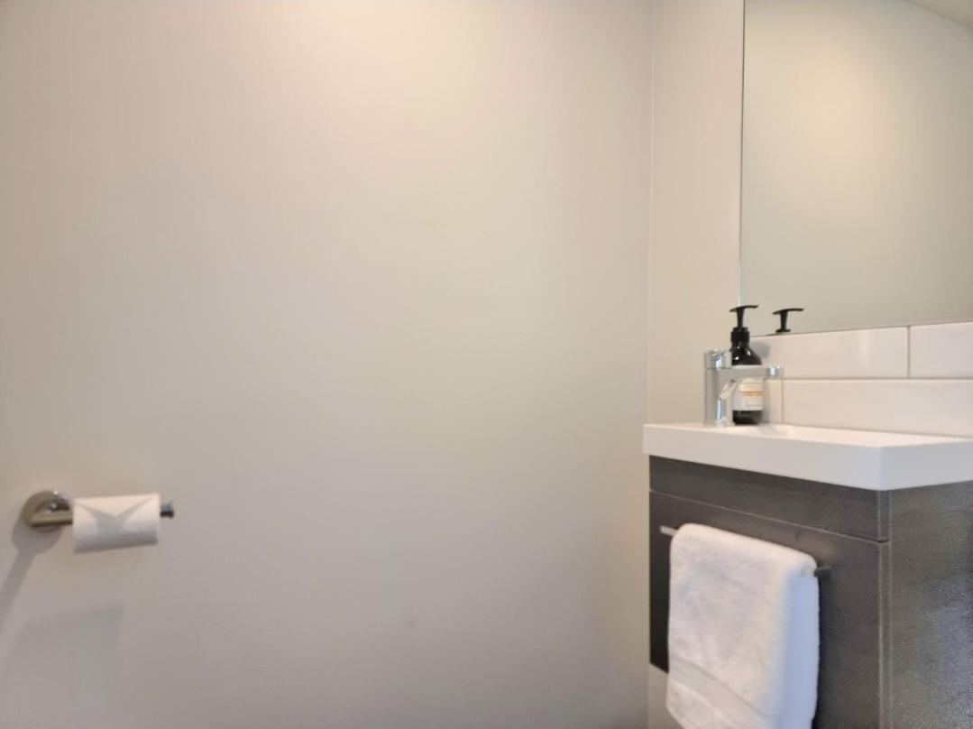 فيلا Addington Townhouse With Carpark 8Mins Walk To Hagley Park South كريستتشيرش الغرفة الصورة
